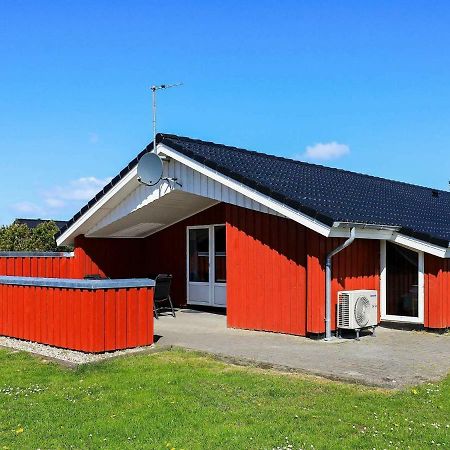 8 Person Holiday Home In Vejers Strand Exterior photo